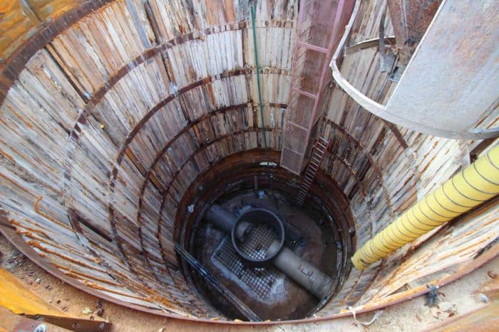Precast Lagging Between Rib Avoiding Differing Site Conditions for a Microtunneling Project - 4
